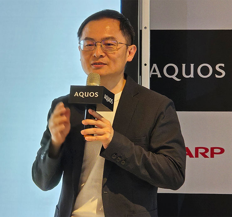 台灣夏普推出 AQUOS R9 徠卡機與超強悍入門機 AQUOS wish4,在台設立手機維修中心強化服務網! - 阿祥的網路筆記本 台灣夏普總經理張凱傑宣佈了新機的銷售計劃與台灣夏普的後續計劃。