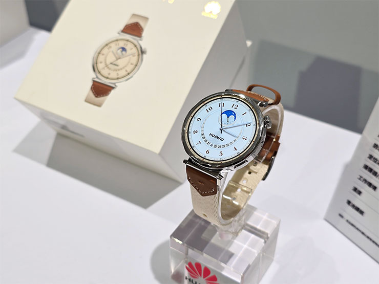 HUAWEI 推出三大穿戴新品:HUAWEI WATCH GT 5 系列、WATCH Ultimate 全面升級引領時尚與科技! - 阿祥的網路筆記本 HUAWEI WATCH GT 5 41mm 馬鞍棕