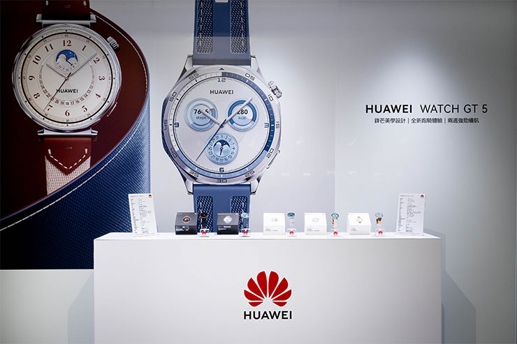 HUAWEI 推出三大穿戴新品:HUAWEI WATCH GT 5 系列、WATCH Ultimate 全面升級引領時尚與科技! - 阿祥的網路筆記本 HUAWEI WATCH GT 5 以匠心打造全新鋒芒美學設計,彰顯時尚前衛氣息