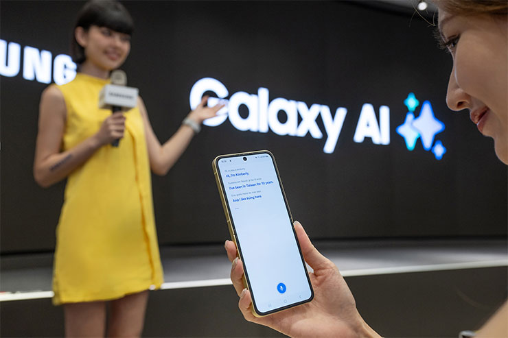 錄音轉為逐字稿，並進行翻譯、摘要整理，是商業人士及學生的得力助手。