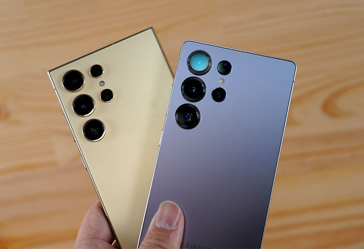整體來說，Galaxy S24 Ultra（圖左）與 Galaxy S25 Ultra（圖右）的外型並沒有大變動。