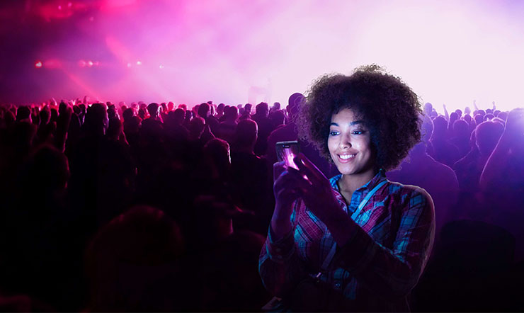 遠傳電信與愛立信攜手於 MWC 2025 展示臺北大巨蛋 5G-Advanced 差異化連接服務,改善大型活動網路卡頓痛點! - 阿祥的網路筆記本 02】根據測試,差異化連接有望讓遠傳用戶上行速率提升約130%,下行速率提升約198%