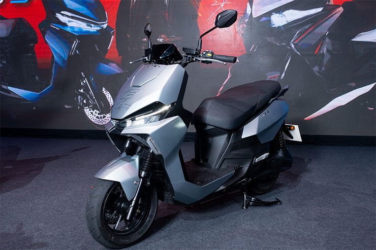 光陽最新電車科技與最高造車工藝 MiG 9 頂級豪華白牌電車