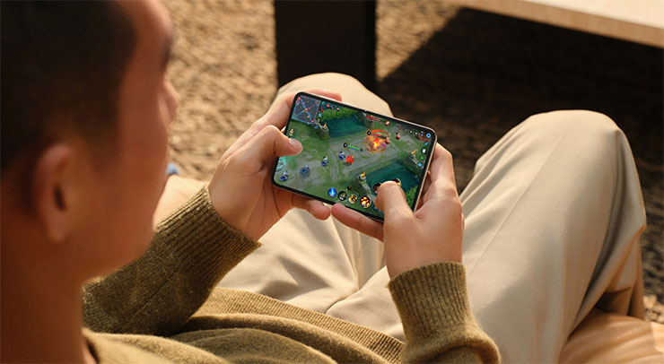 摺疊機又有新進化!HUAWEI Pura X 用不同角度帶來視覺新意! - 阿祥的網路筆記本 HUAWEI Pura X 玩遊戲時畫面顯示也很開闊