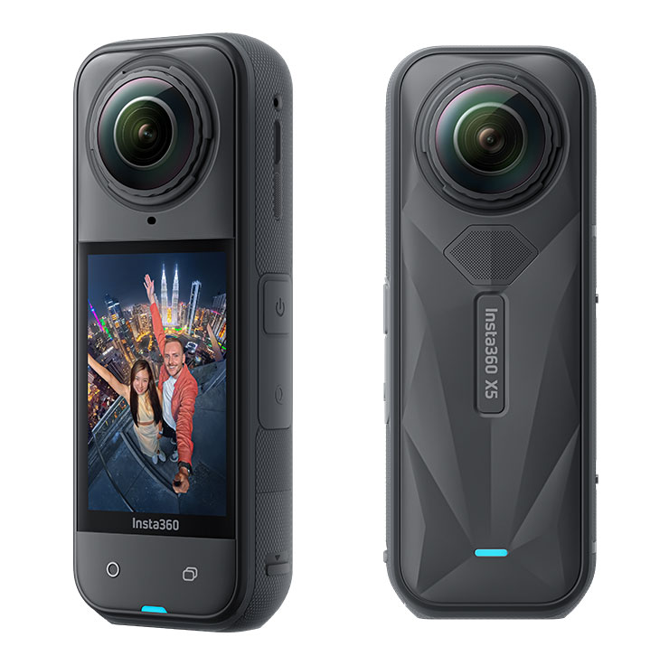 Insta360 X5 機身正面與背面