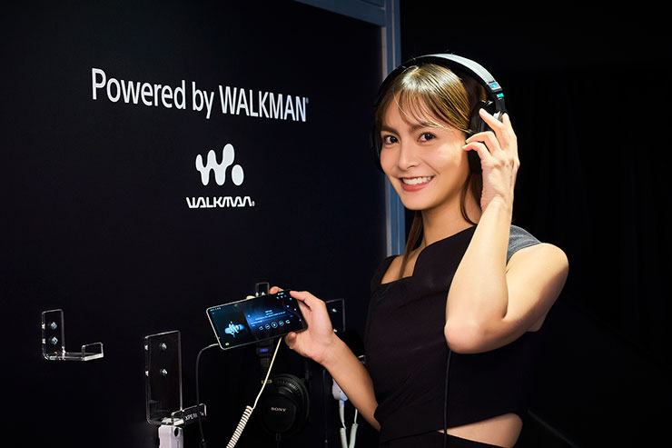 Xperia 1 VII搭載與Walkman同級的高音質音訊元件，降低聲音失真並減少傳輸損耗，帶來層次豐富、純淨清晰的聆聽體驗。
