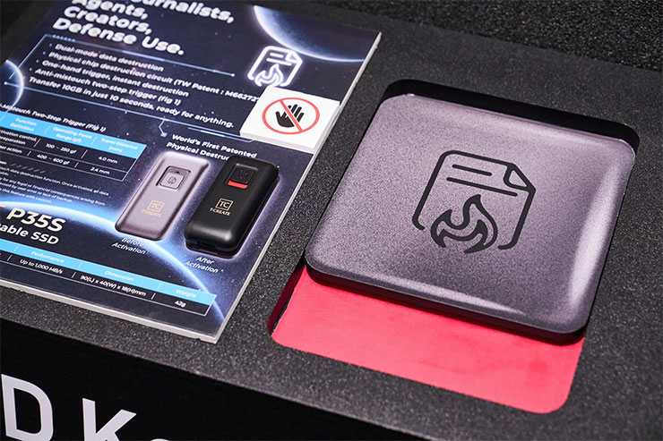 T-CREATE EXPERT P35S 一鍵銷毀外接式固態硬碟內建實體資料銷毀機制，能確保資料安全性。