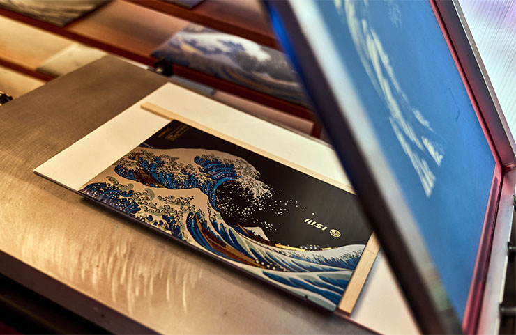 COMPUTEX 2025:微星全線新品全公開!6 大亮點一次看! - 阿祥的網路筆記本 現場也展示了漆器上蓋製作的器具。