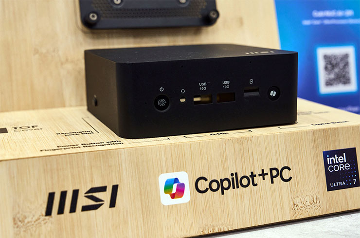 COMPUTEX 2025:微星全線新品全公開!6 大亮點一次看! - 阿祥的網路筆記本 首款 Copilot+ PC 迷你主機-Cubi NUC AI+,機身正面可以看到整合指紋辨識的電源鍵與獨立的 Copilot 鍵。
