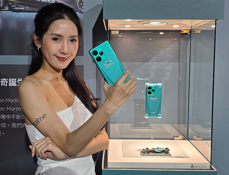 realme GT 7 奧斯頓馬丁 F1 限量版