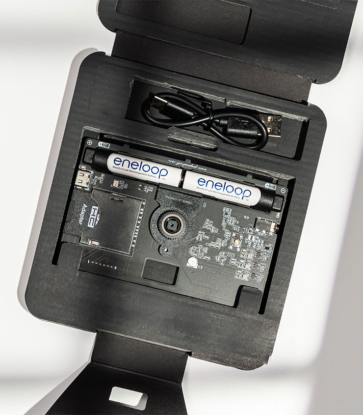 6 月 1 日起 Paper Shoot 官網限量推出購買任一相機禮盒，即贈送 eneloop AAA 標準款充電電池 2 顆的聯名限定活動。