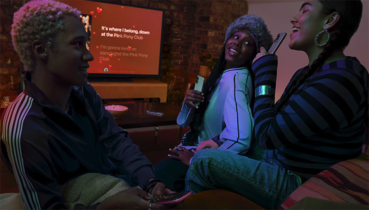 Apple TV 搭配 iPhone 就是居家 KTV 神器