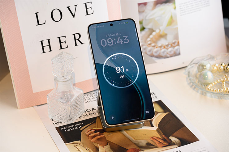 OPPO Reno 14 系列正式推出,三款新機瞄準影像創作需求,OPPO AI 為創作注入靈感 - 阿祥的網路筆記本 Reno14 Pro加入 50W AIRVOOCTM 無線閃充,帶來強悍的續航與充電組合