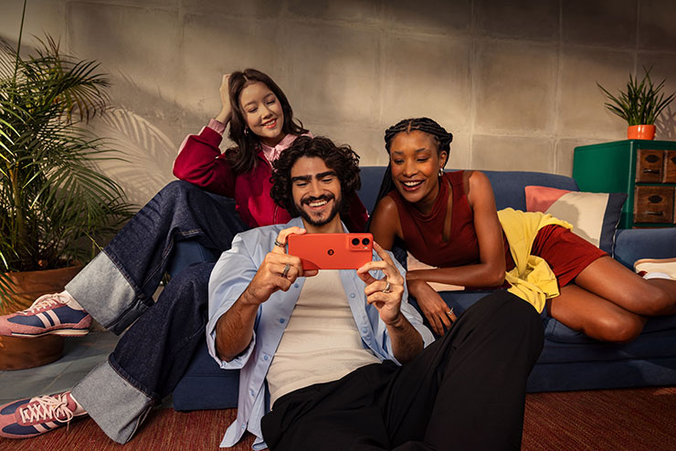 Motorola 於 IFA 2025 發表 edge 60 neo、g06 power 與 g06 三款新機 - 阿祥的網路筆記本 moto g 系列新機具備 5,000 萬畫素主鏡頭、800 萬畫素前鏡頭,拍出張張清晰、細節豐富的大作。