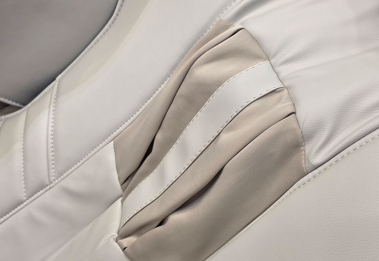 【FUJI按摩椅評價】門市真實體驗!從外觀、功能到保固+感受心得完全分享! - 阿祥的網路筆記本 雙AI摩術椅採用全新AI雙摩輪機芯設計