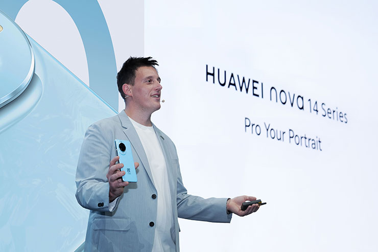 HUAWEI nova 14系列，超準紅楓，拍出你的人像大作