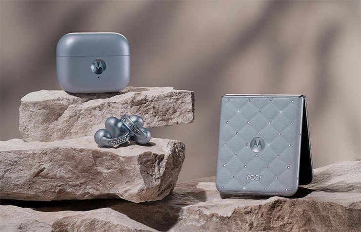 Moto｜Swarovski razr 60 冰藍限定版