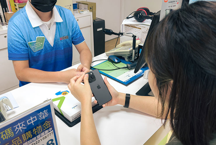 舊機不閒置!神腦手機回收年估 10 萬台,回收月舊換新加碼折扣,認證二手機安心有保固! - 阿祥的網路筆記本 神腦二手機皆經嚴格及專業資安檢測,並提供六個月專業售後保固,也針對該款二手機提供更換原廠電池享8折優惠,確保獲得完整的保障及最優質的使用體驗