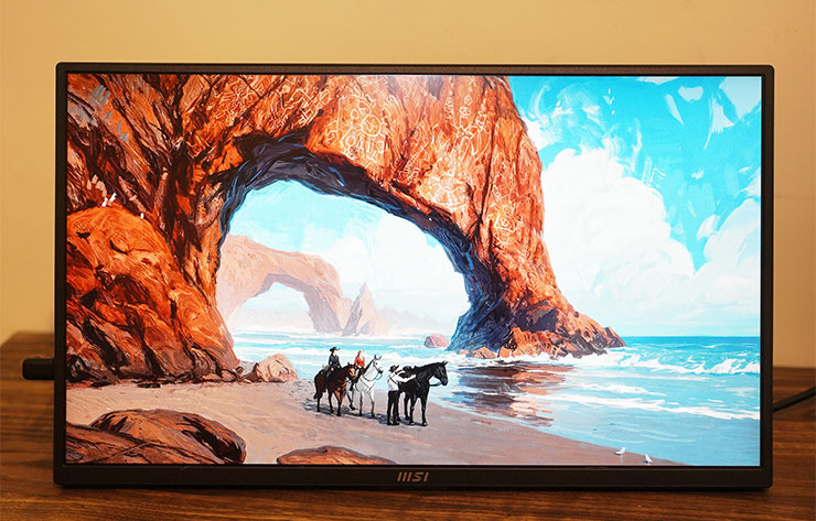 MSI PRO MP165 E6 便攜顯示器開箱實測:輕薄無負擔,輕鬆升級行動雙螢幕環境! - 阿祥的網路筆記本 PRO MP165 E6 採用 IPS 面板,並具備 Full HD 解析度,試著開啟幾張桌布影像,可以看到呈現的視覺效果不錯。