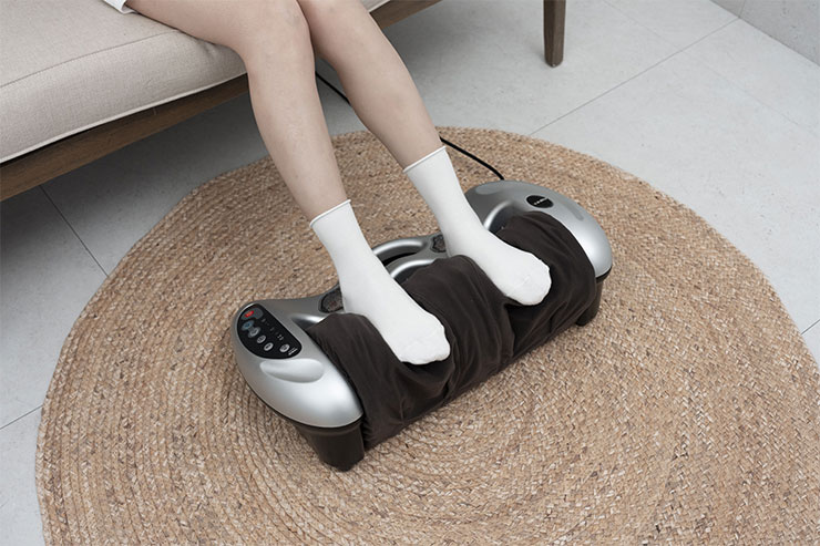 FUJI 足輕鬆雙槽滾輪機內建過熱保護斷電機制使用上更安心，其可拆換洗的耐磨布套也讓清潔變得更加輕鬆