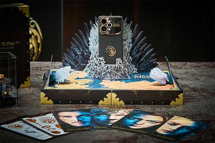 realme首次與華納兄弟探索全球消費品部攜手推出的realme 15 Pro 權力遊戲限量版，採用「龍焰黑」為主色，建議售價NT$15,990，全球限量5,000支，將於10月31日正式上市。