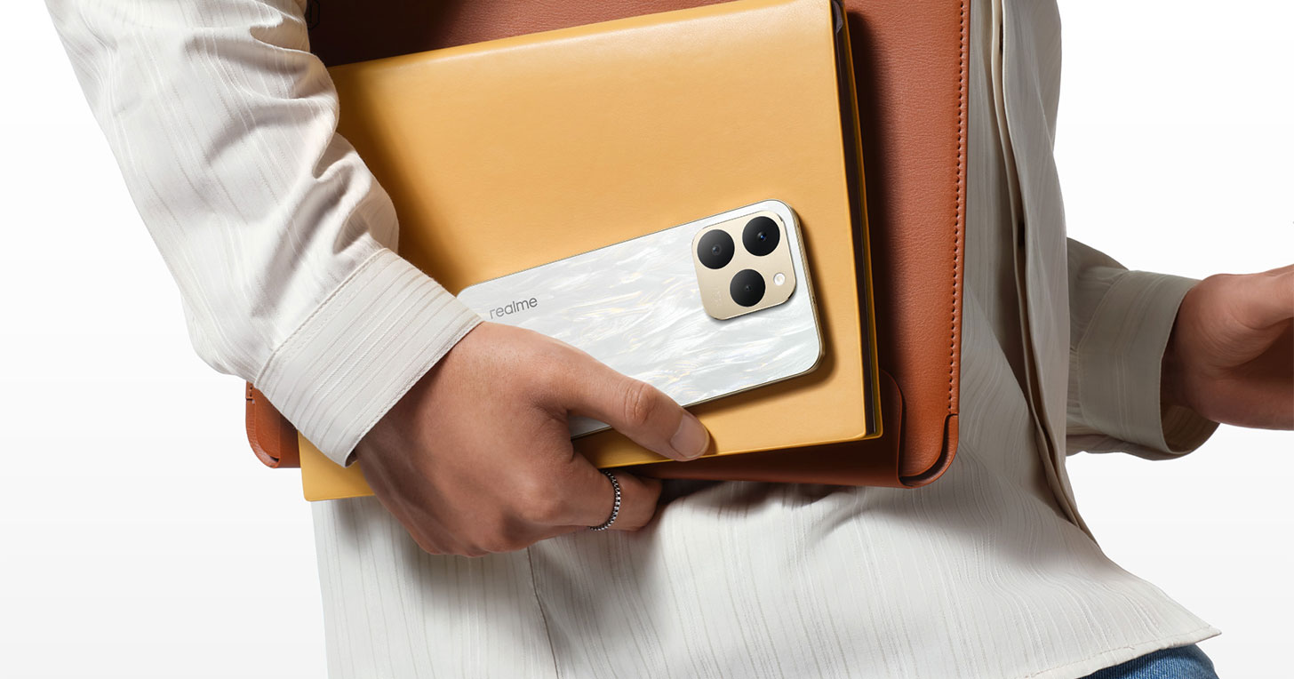 realme 15T 即日起上市！5000 萬畫素 AI 相機、7000mAh 大電量與防水防塵都有，挑戰萬元內最強規格 - 阿祥的網路筆記本