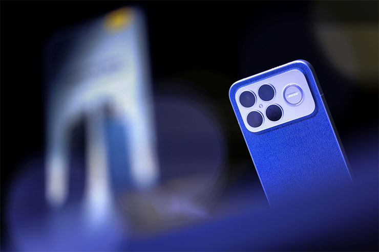 POCO F8 Ultra 展現硬核實力，搭載與 Xiaomi 17 Series 相同的 Snapdragon® 8 Elite Gen 5 旗艦處理器