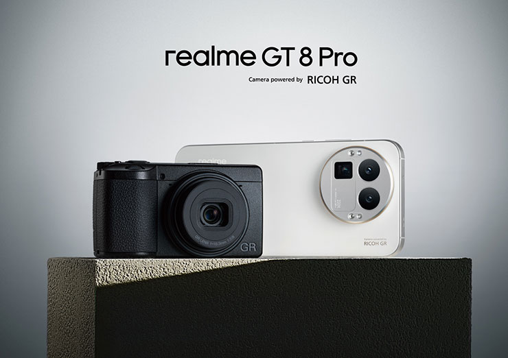 四年磨一艦，realme 攜手理光RICOH GR，推出業界首部搭載「RICOH GR影像」的最強街拍神器 realme GT 8 Pro。