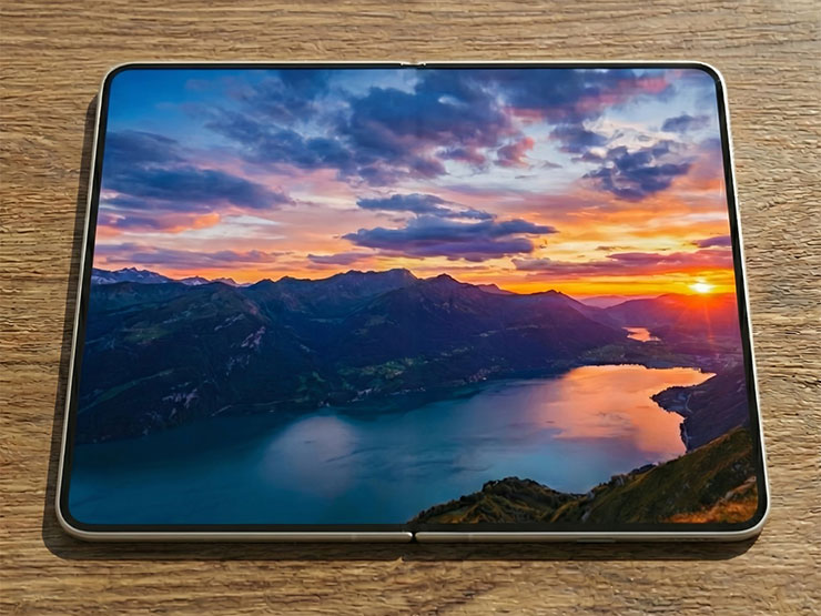 ice Universe 分享的 iPhone Fold 的渲染圖（正面內螢幕）