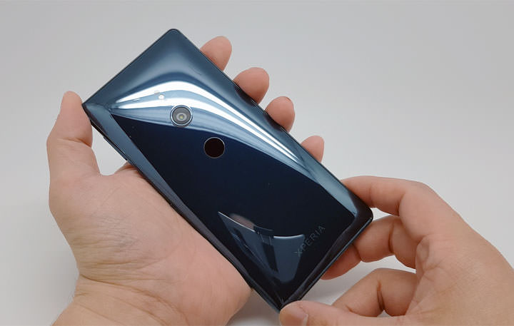 [Mobile] Sony Xperia XZ2 系列帶來全新設計風格！帶你回顧過往 Xperia 系列設計美學！ - 阿祥的網路筆記本